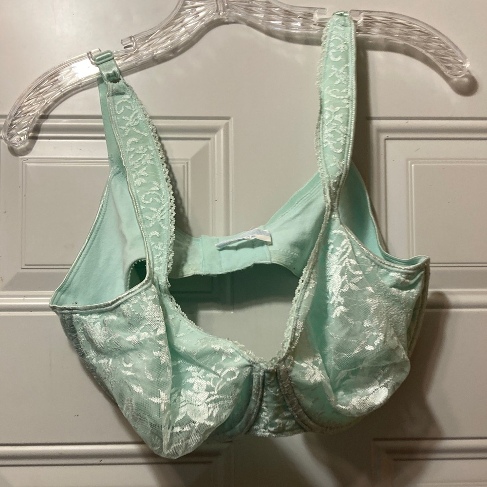 Playtex Underwire Lace Bra‎ 40D